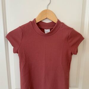 Abercrombie Kids Ribbed Tee in Soft Rose